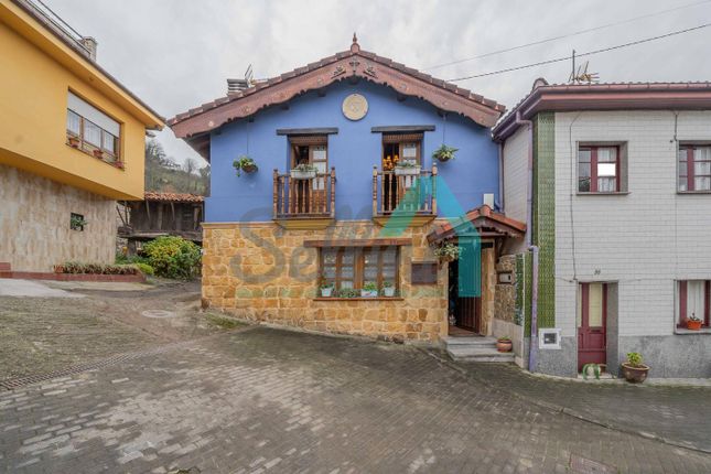 Town house for sale in Lugar Carabanzo 33638, Carabanzo, Asturias