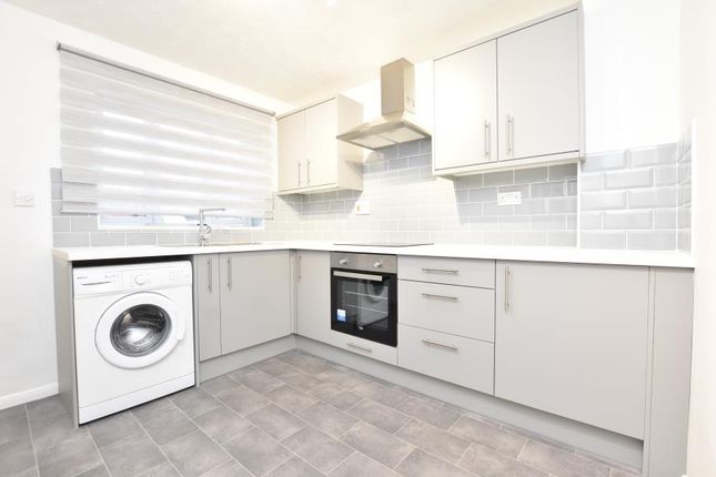 52, Sherbourne Avenue, Bradley Stoke photo 2