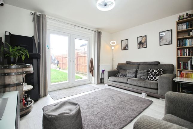 1, Parklands Court, LEEDS photo 4
