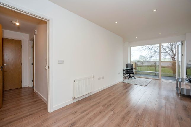 Flat for sale in Erith High Street, Erith