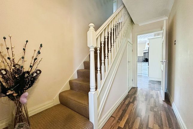 2, Shetland Way, Radcliffe photo 2
