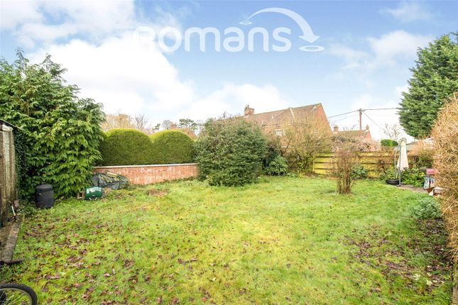 1, Garston Mede, Stockbridge photo 3