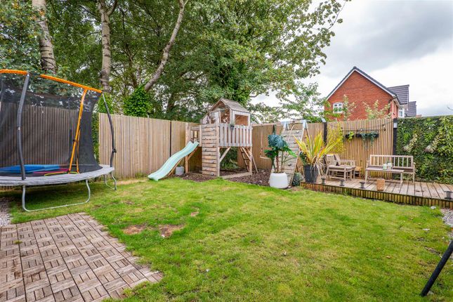 14, George Dewhurst Way, Blackburn photo 4