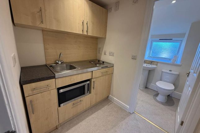 22 Keyford, Frome Somerset photo 2