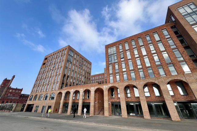 Flat to rent in Neptune Place, Grafton Street, Liverpool