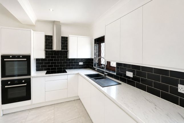 2, Morland Gardens, Greater London photo 3