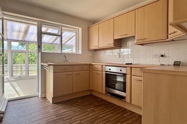 6, The Bungalow, Axminster photo 3