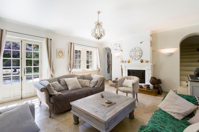 Property for sale in St Remy De Provence, Bouches-Du-Rhone, Provence-Alps-Cote D'azur, France