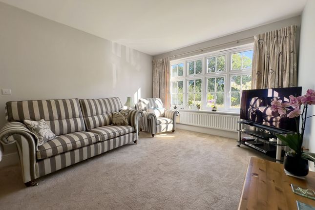 77, Curlew Way, Dawlish photo 3