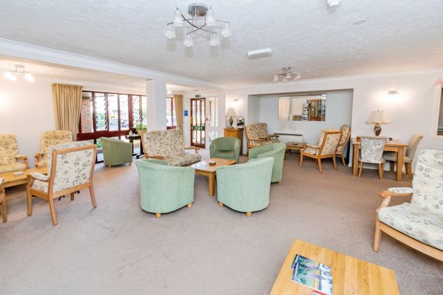 31 Rufus Court,, Gosport Lane, Hampshire photo 4