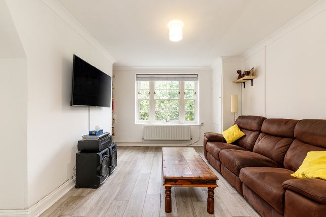 Thumbnail Flat to rent in Devons Road, London