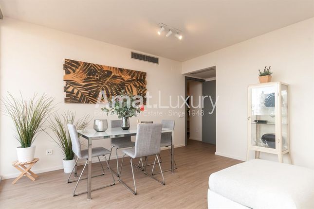 Apartment for sale in Cl Llull, Barcelona, Spain