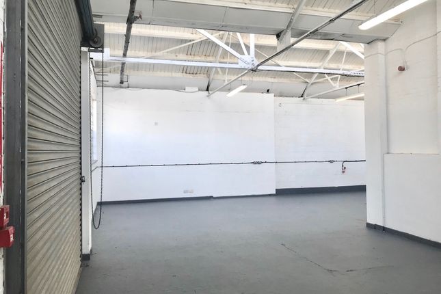 Warehouse to let in Unit G19, Atlas Business Centre, Cricklewood NW2, Cricklewood,