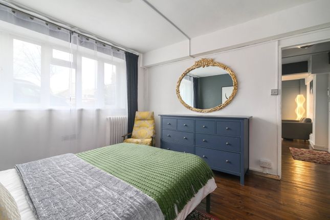 Sandhurst Court,Flat 2, Acre Lane, London photo 3