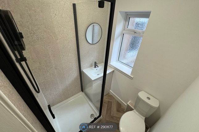 Flat   Warbreck Drive, Blackpool photo 5