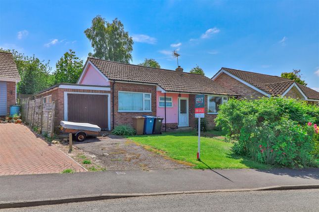 Detached bungalow for sale in Highlands Road, Hadleigh, Ipswich