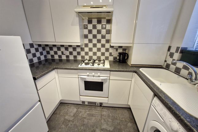 9, Cae Nant Goch,, Caerphilly, photo 4
