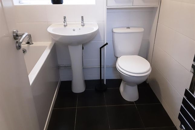 8, The Village, Peterborough photo 3
