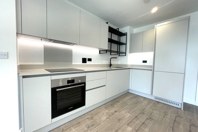 201, Union Court, Fauna Walk, WATFORD photo 5