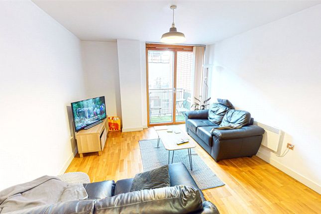 Flat to rent in Little John Street, Manchester