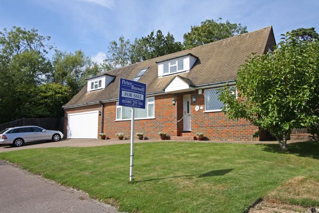 Thumbnail Detached house to rent in Oaklands Road, Hawkhurst, Cranbrook