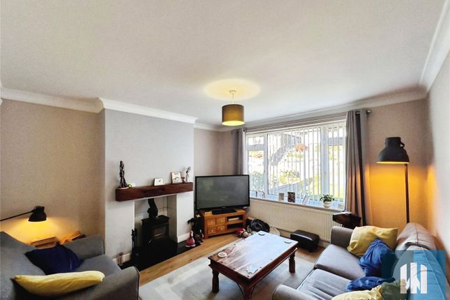 35, Fir Road, Huddersfield photo 3