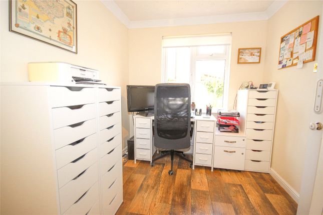 9, Foxglove Road, Seaton photo 4