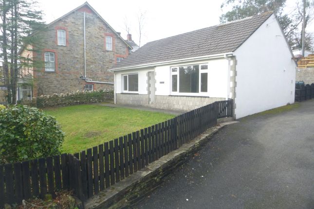 Thumbnail Detached bungalow to rent in Victoria Road, Camelford, Cornwall