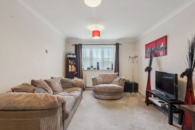 Apt 3 No 5, Arthur Close, Cookham photo 4