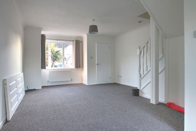 69, Camargue Drive, March photo 3