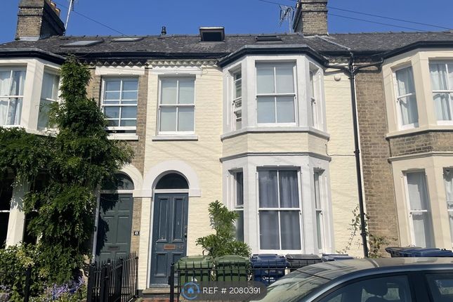 Semi-detached house to rent in Herbert Street, Cambridge