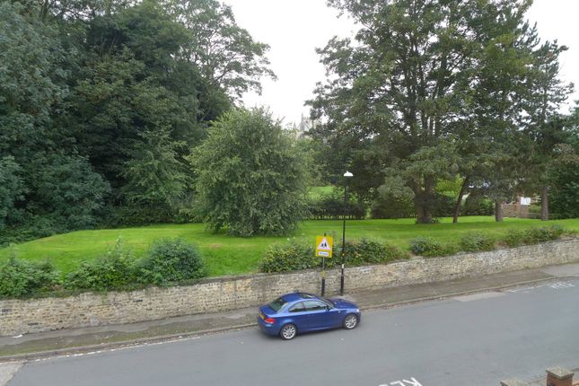 81, Priest Lane, Ripon photo 2