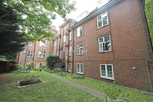 Flat for sale in Great North Road, London
