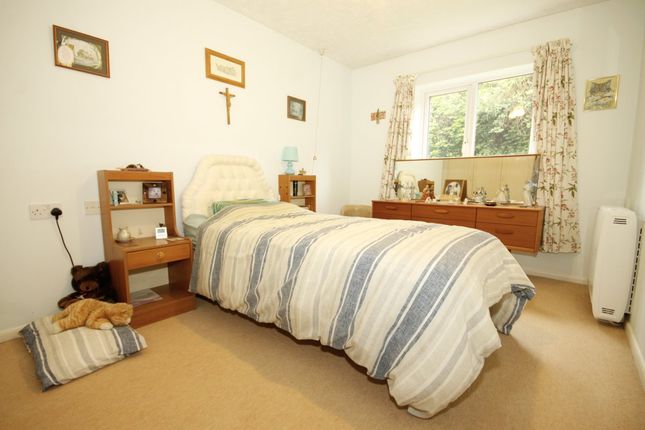 Flat for sale in Barkers Court, Sittingbourne