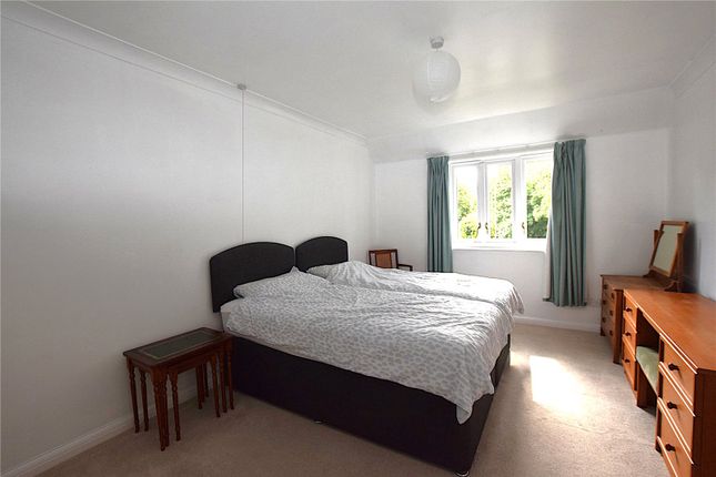 30, Mary Rose Mews, Alton photo 4