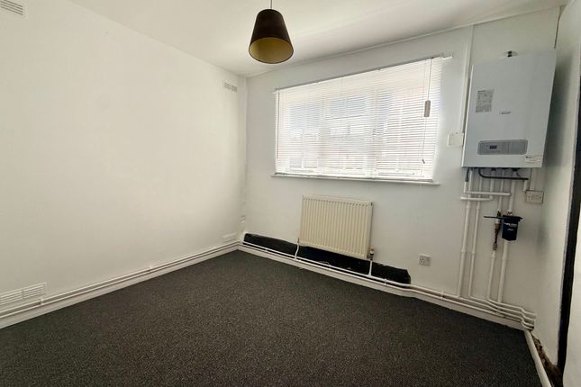 Flat 1, 67 High Street, Ipswich photo 5