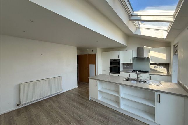19, Stephenson Grove, Prescot photo 3