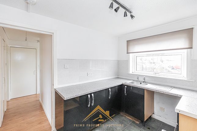 Flat for sale in 26 Inzievar Terrace, Oakley, Dunfermline