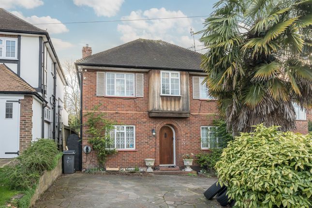 Thumbnail Detached house for sale in Beech Avenue, London