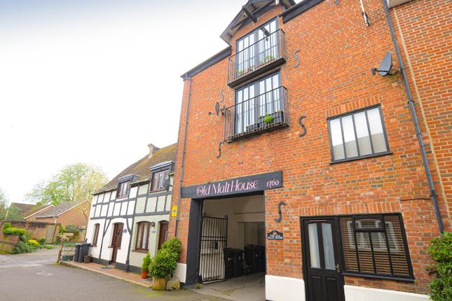 Thumbnail Flat for sale in 10 West Row, Wimborne