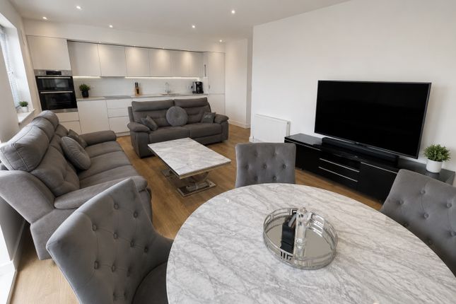 Flat 8, Wilson Court, Luton photo 3