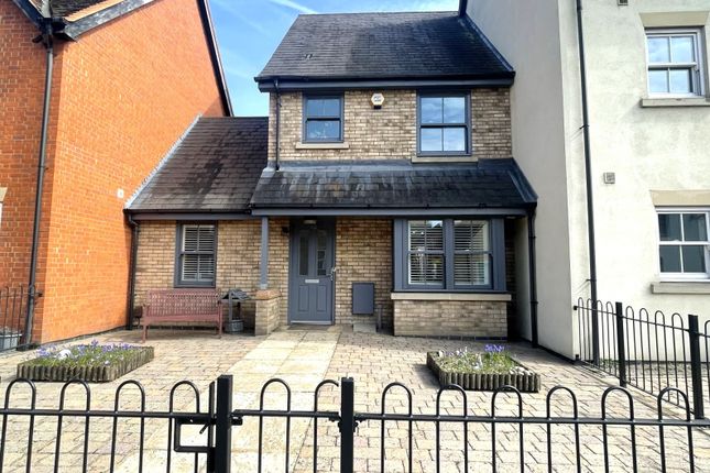 Thumbnail Terraced house for sale in Shortmead Street, Biggleswade