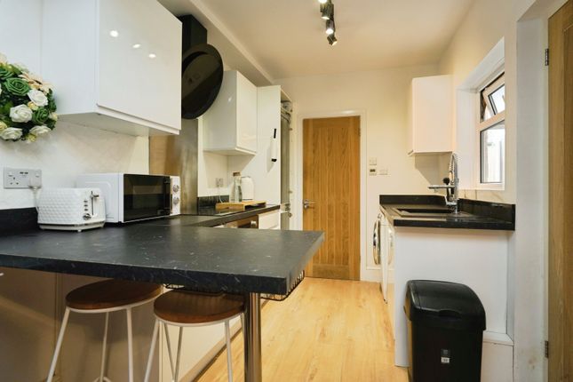 109, Ryecroft Street, Gloucestershire photo 2