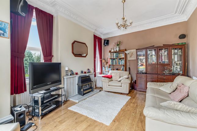 47, Cowpasture Road, Ilkley photo 3