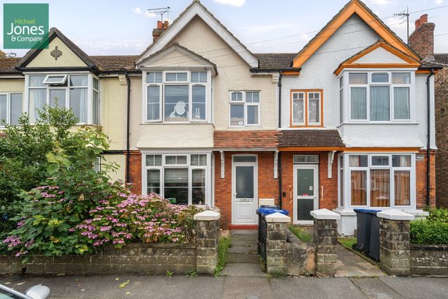 Terraced house to rent in Pavilion Road, Worthing