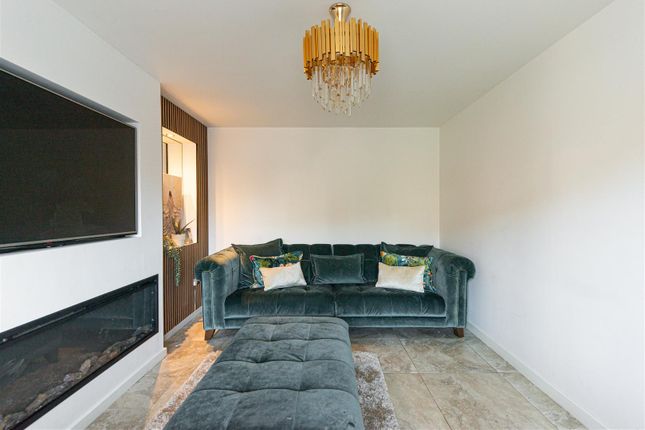 2, Ridley Drive, Wallsend photo 4