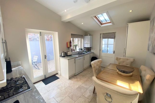 Flat 2a, Trinity Road, Weymouth photo 5