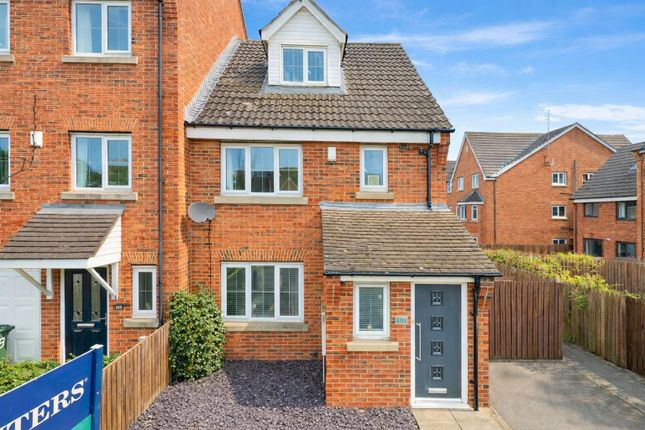 3-bed house on 107, Newlands, Pudsey, £325,000