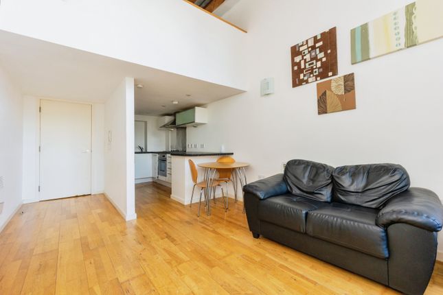Flat 6, Victoria Mill,, Houldsworth Street, Stockport photo 3