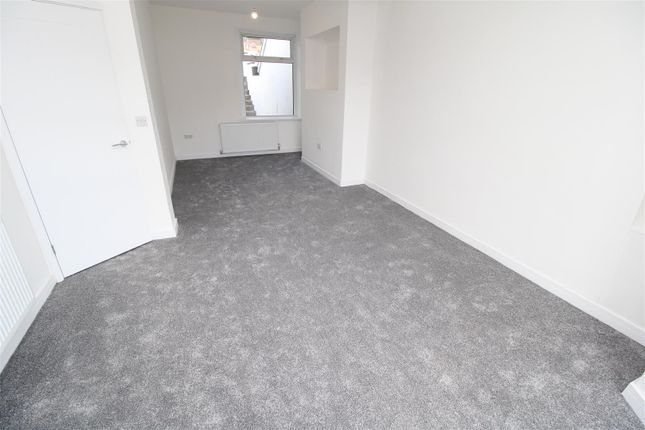 56, Cemetery Road, Porth photo 4